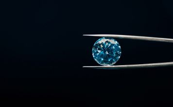 Tokenized Diamond Market Booms Amid Crypto Banking Crisis as Investors Seek Hard Assets – Here's What You Need to Know