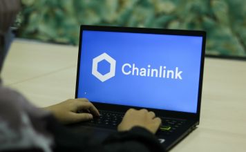 Chainlink’s Cross Chain Protocol Goes Live On Base: Here’s The Latest
